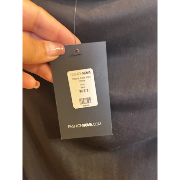 Fashion Nova black strapless dress - Picture 5 of 7